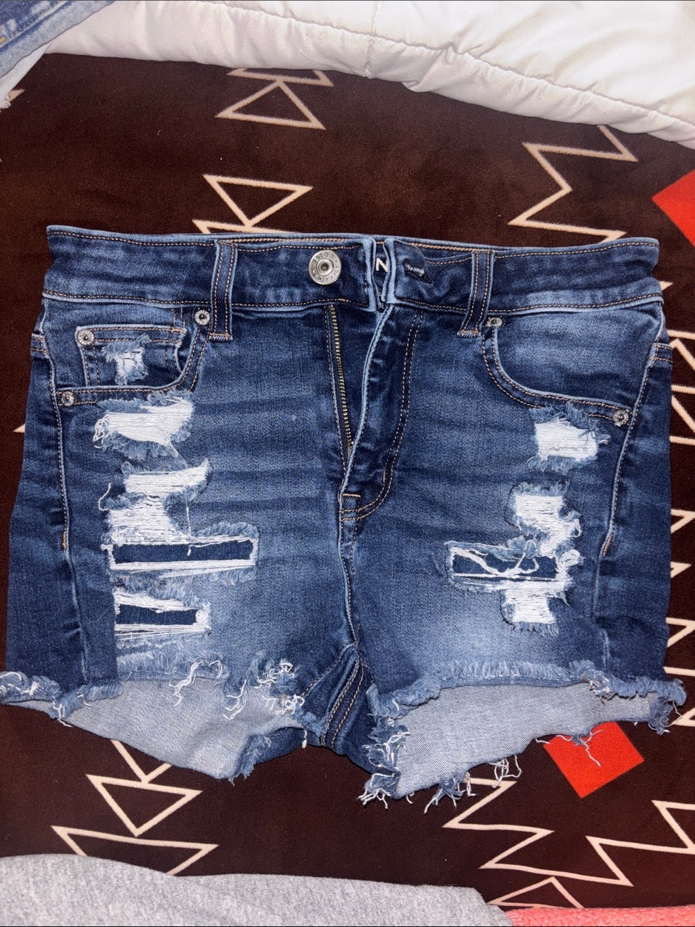 AE Distressed Dark Wash Denim Women’s Shorts